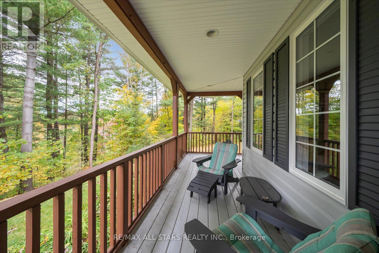 29 Robert Boulevard, Springwater, ON - Outdoor With Deck Patio Veranda With Exterior