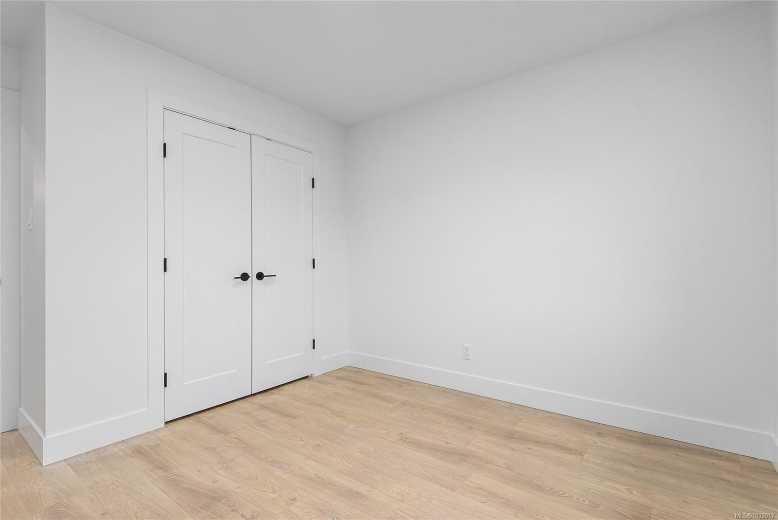 A-1044 Lazo Rd, Comox, BC - Indoor Photo Showing Other Room