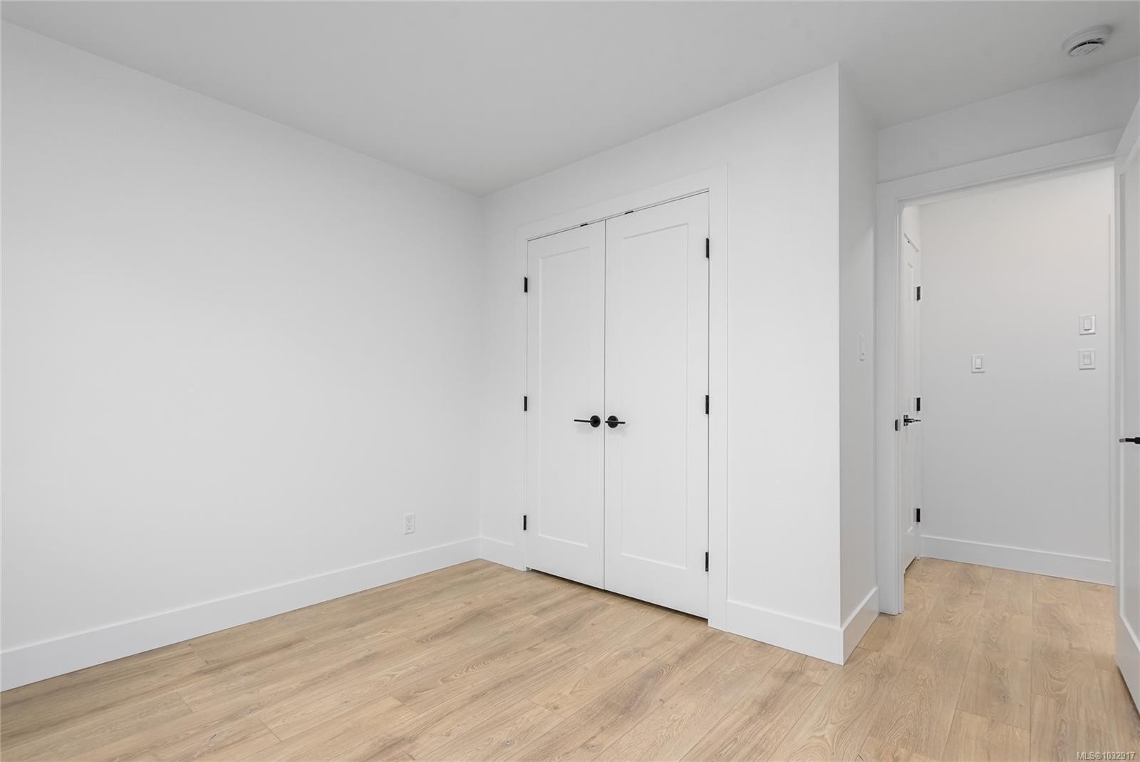 A-1044 Lazo Rd, Comox, BC - Indoor Photo Showing Other Room