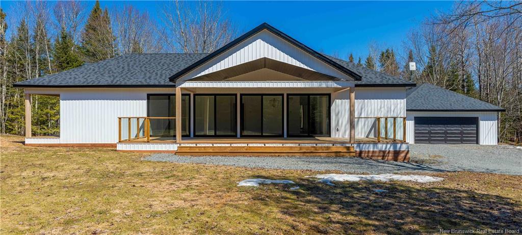 175 Robertson Rd, Lakeside, NB
