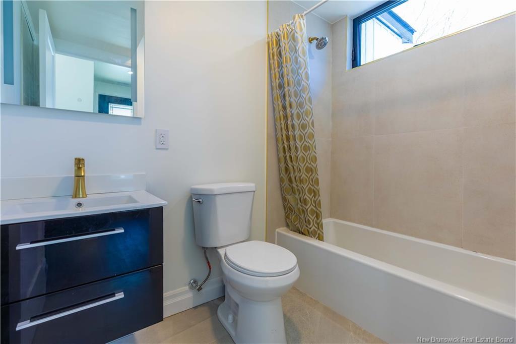 175 Robertson Rd, Lakeside, NB
