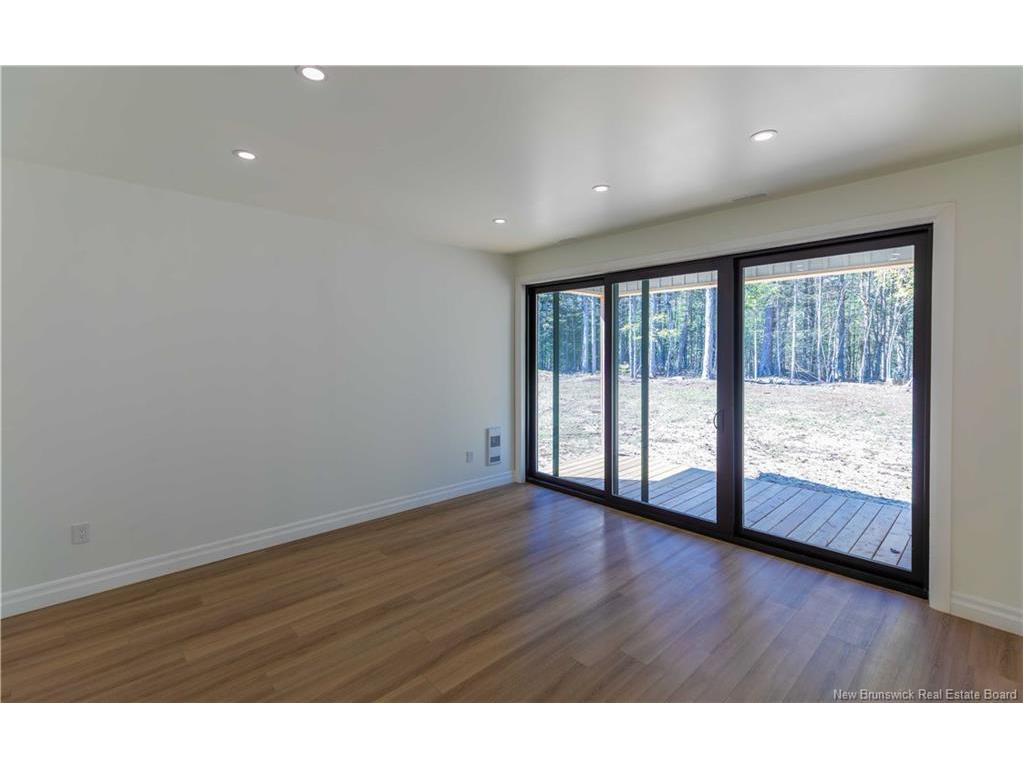 175 Robertson Rd, Lakeside, NB