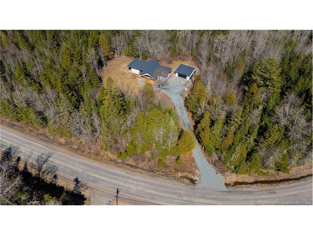 175 Robertson Rd, Lakeside, NB