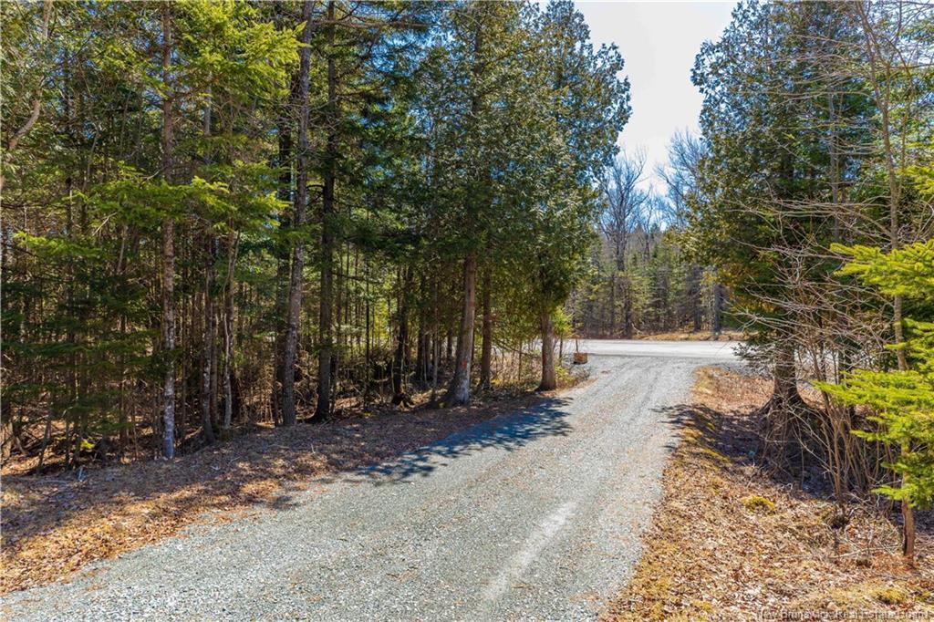 175 Robertson Rd, Lakeside, NB