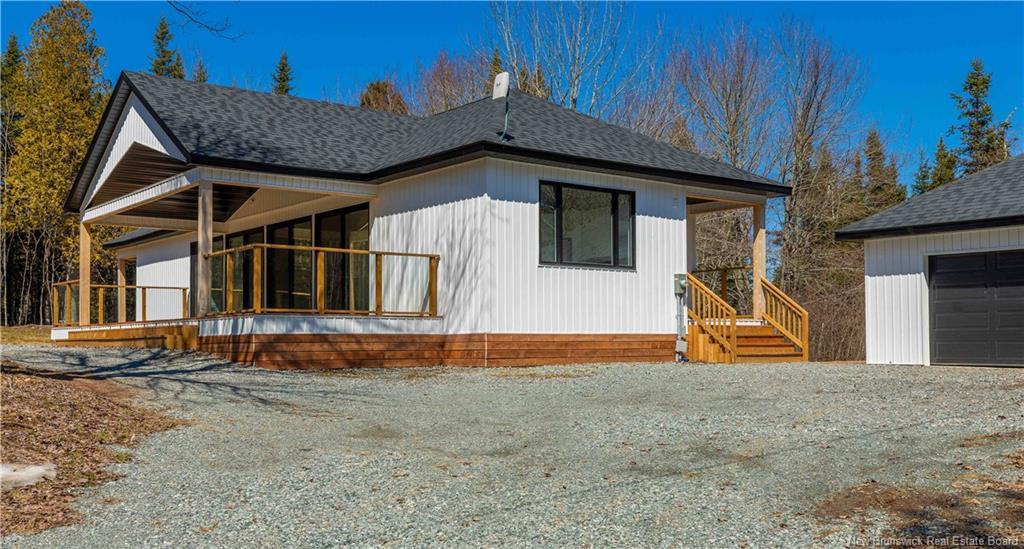 175 Robertson Rd, Lakeside, NB