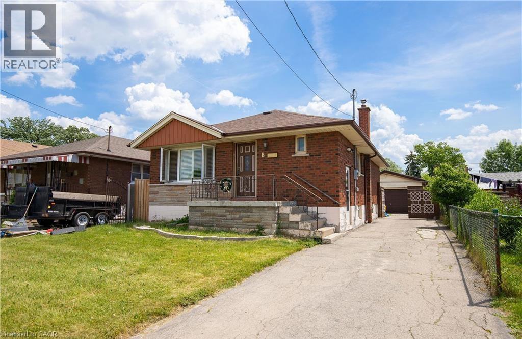 8 Shynal Avenue, Hamilton, ON - Outdoor