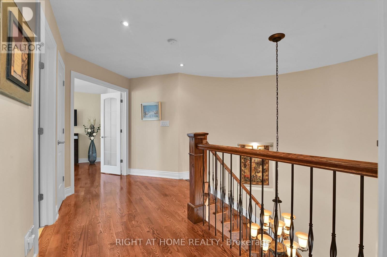 131 Issam Private, Ottawa, ON - Indoor Photo Showing Other Room