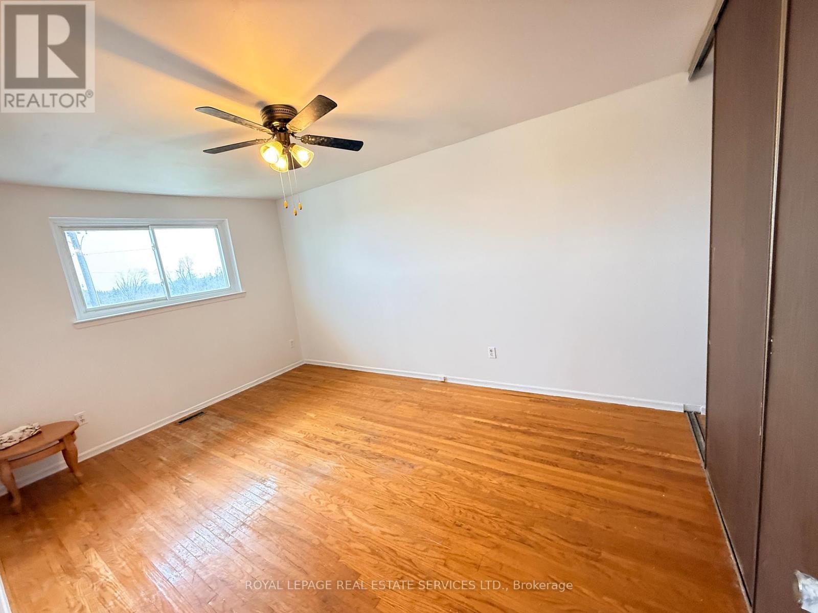 31 Daphne Crescent, Barrie, ON - Indoor Photo Showing Other Room