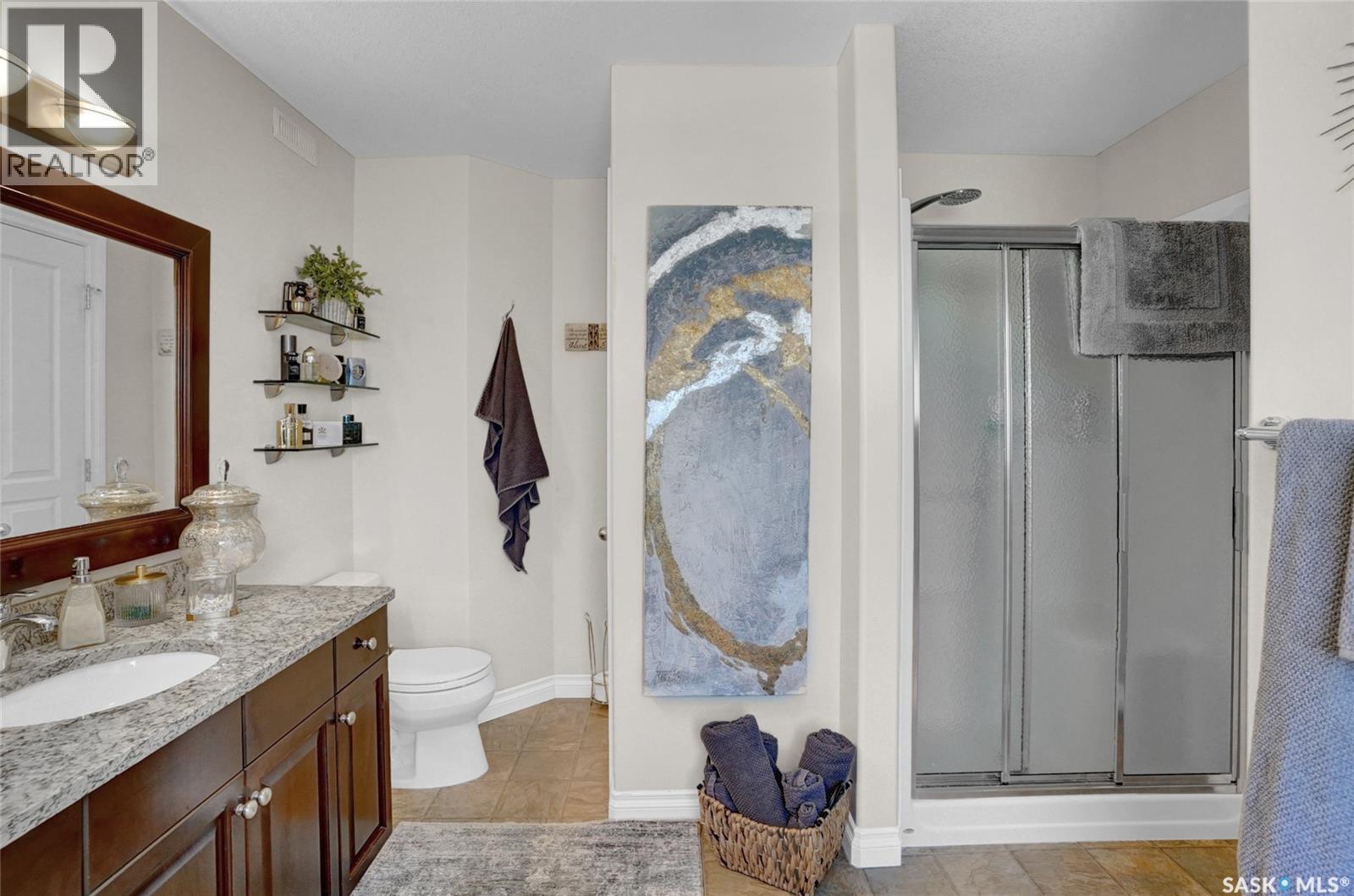 4839 Mazinke Crescent, Regina, SK - Indoor Photo Showing Bathroom