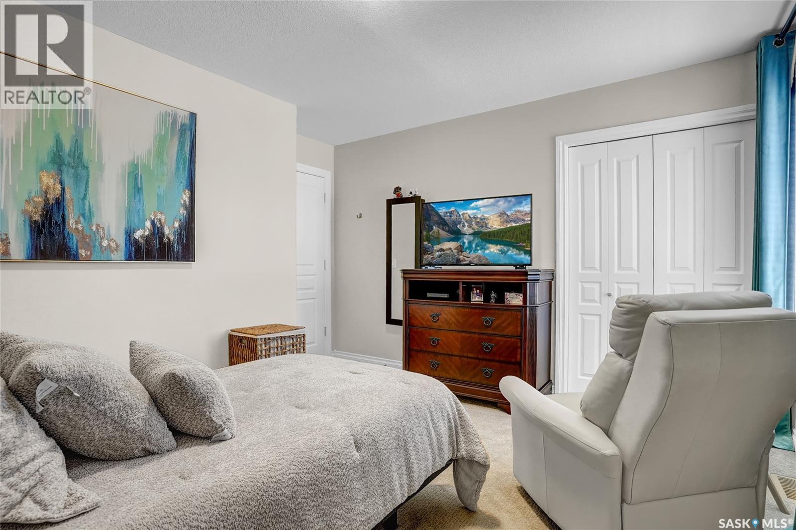 4839 Mazinke Crescent, Regina, SK - Indoor Photo Showing Bedroom