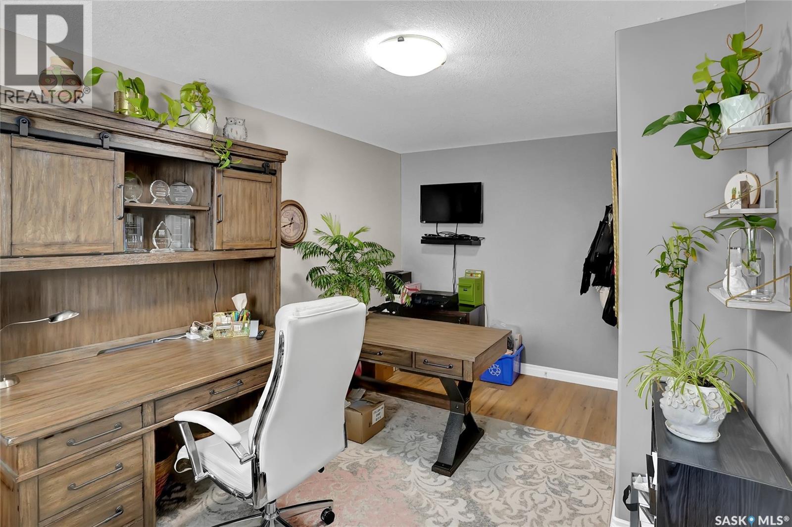 4839 Mazinke Crescent, Regina, SK - Indoor Photo Showing Office