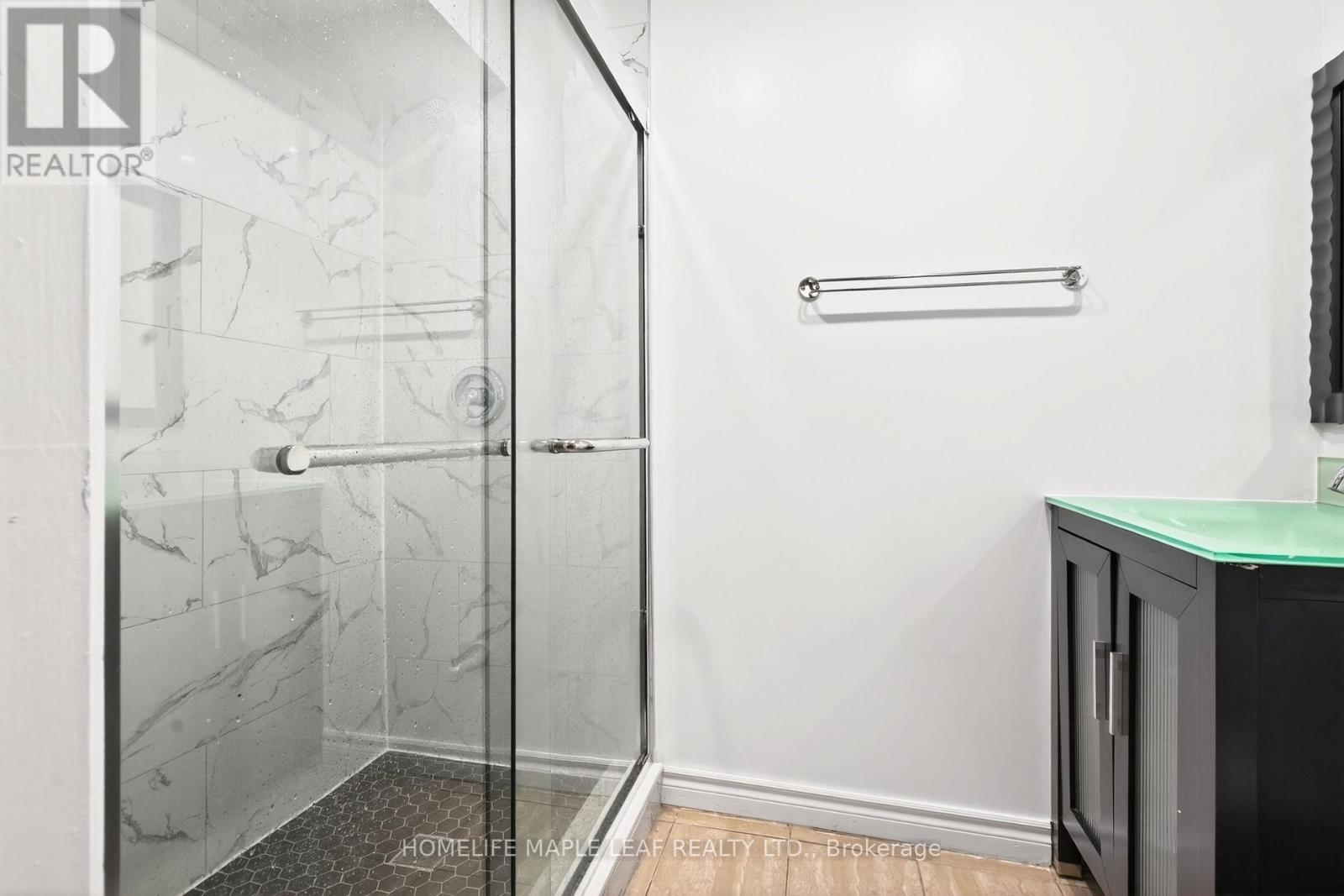 735 Constellation Drive, Mississauga, ON - Indoor Photo Showing Bathroom