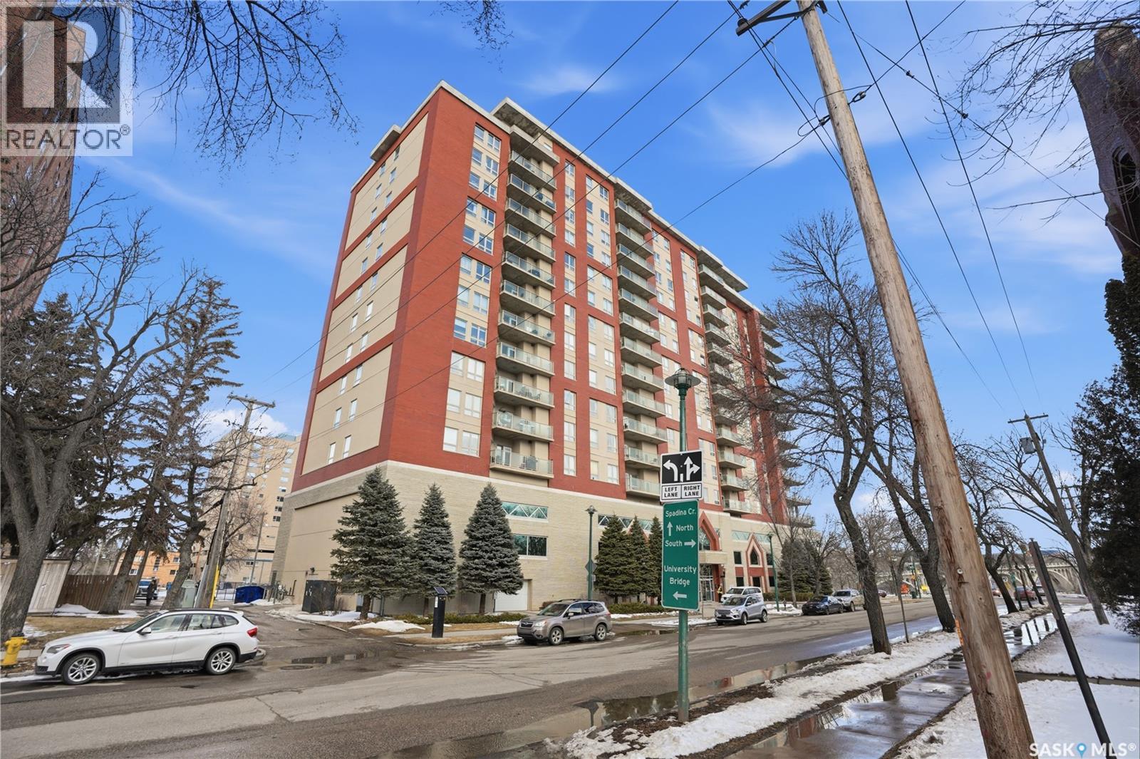 701 902 Spadina Crescent E, Saskatoon, SK - Outdoor With Facade