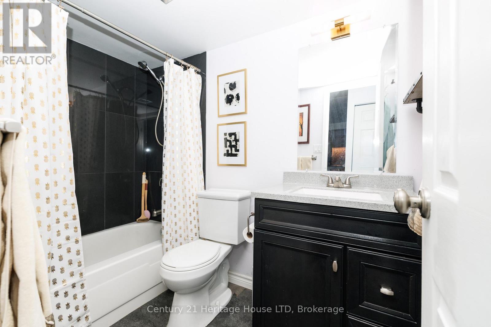 4 pc bathroom - 307 - 6 Westlake Lane, St. Catharines (Lakeport), ON - Indoor Photo Showing Bathroom