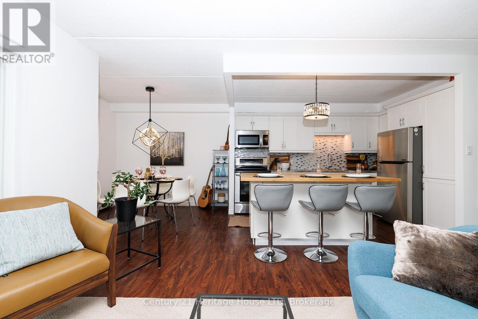 Beautifully modernized - 307 - 6 Westlake Lane, St. Catharines (Lakeport), ON - Indoor