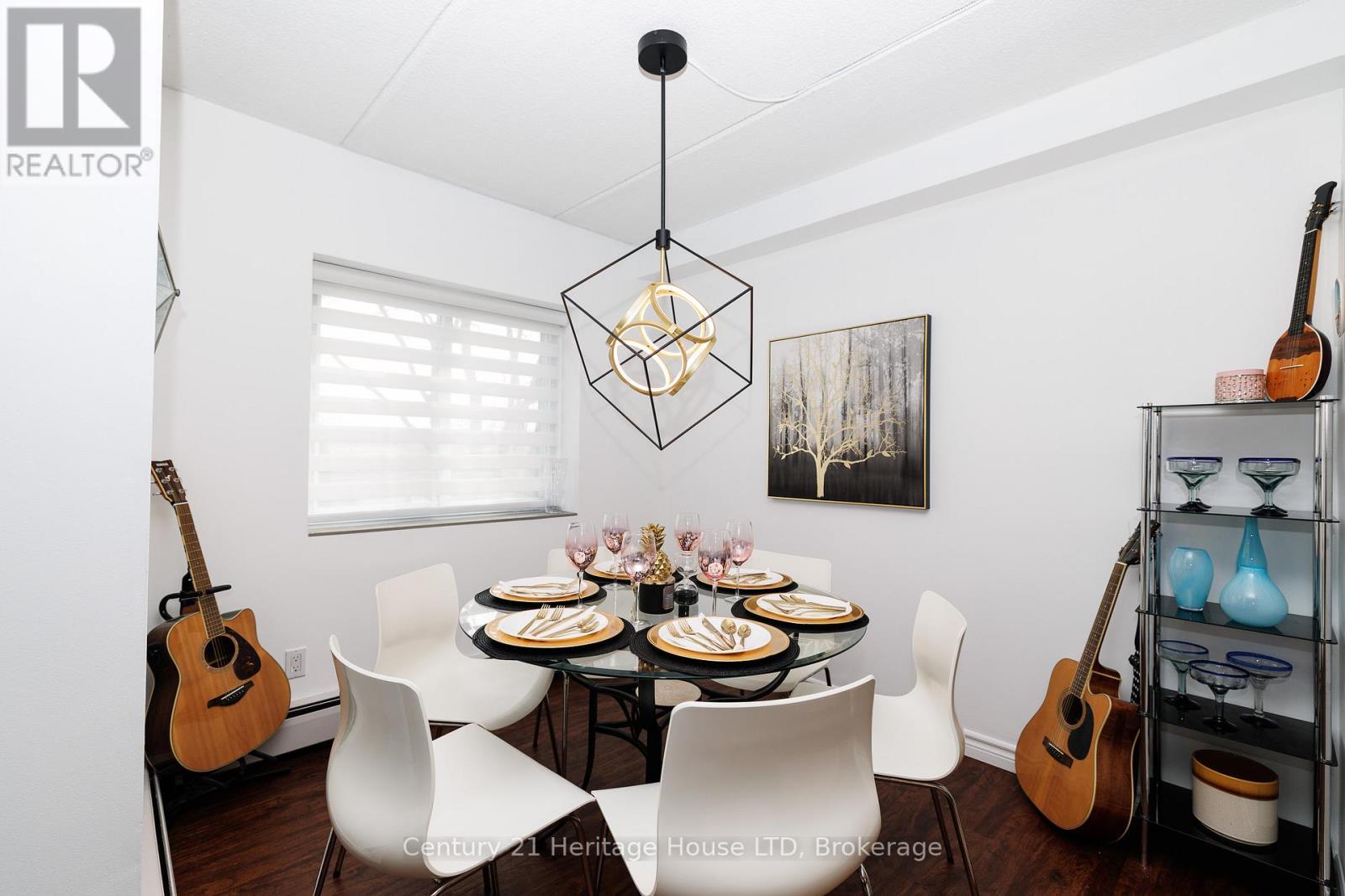 Dining area seats 6 - 307 - 6 Westlake Lane, St. Catharines (Lakeport), ON - Indoor Photo Showing Dining Room