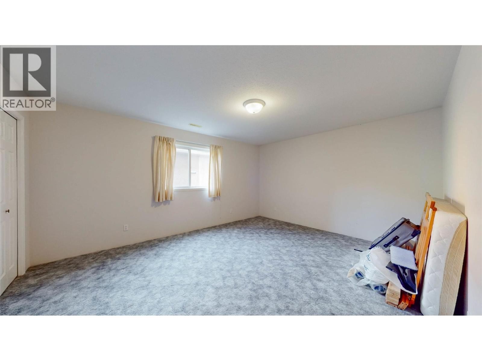 51 Cactus Crescent, Osoyoos, BC - Indoor Photo Showing Other Room