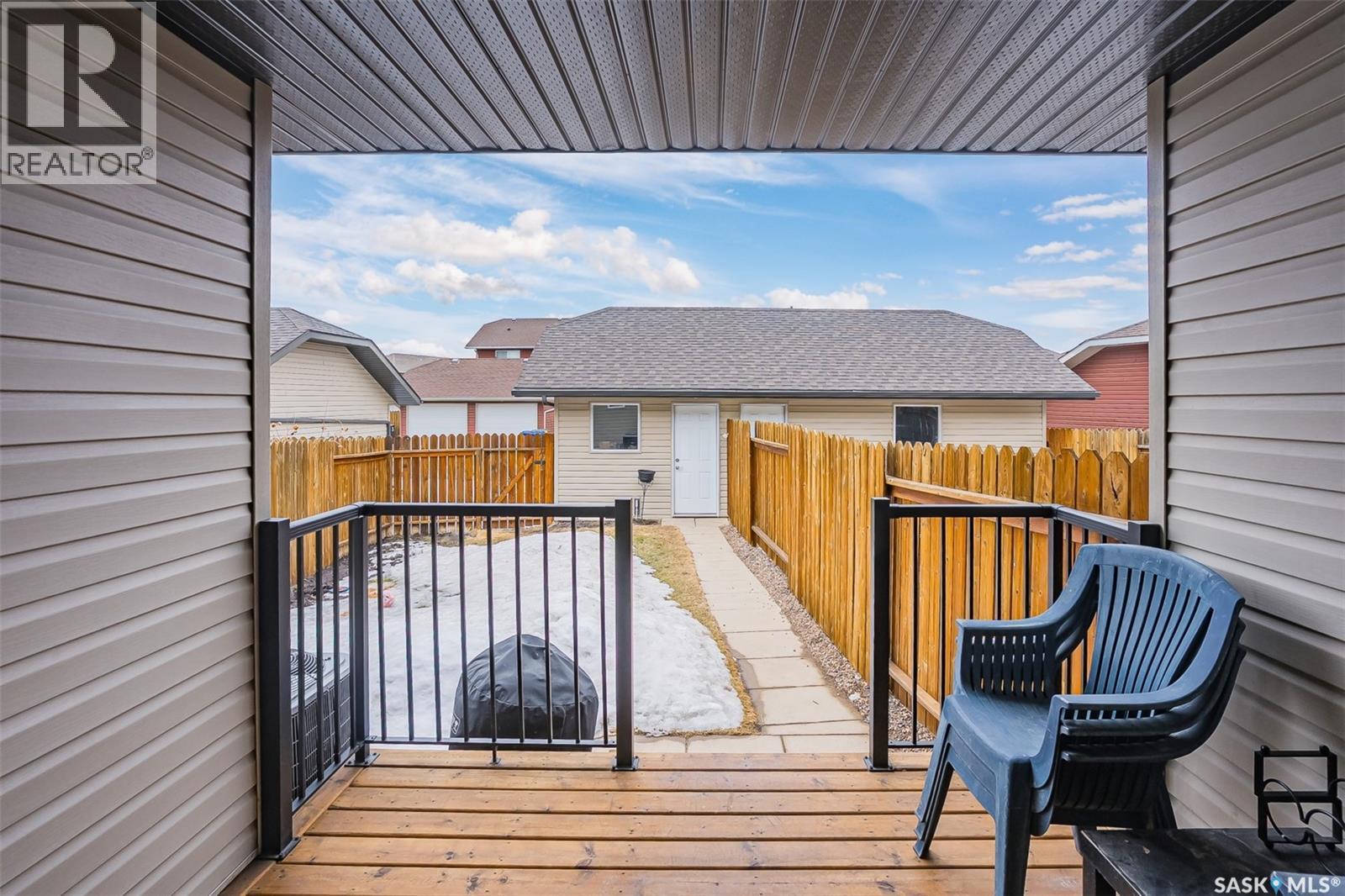 1036 Willowgrove Crescent, Saskatoon, SK - Outdoor With Deck Patio Veranda With Exterior