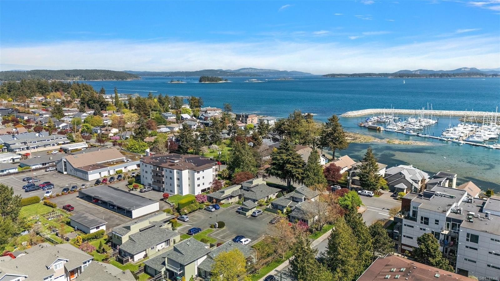 5-10008 Third St, Sidney, BC