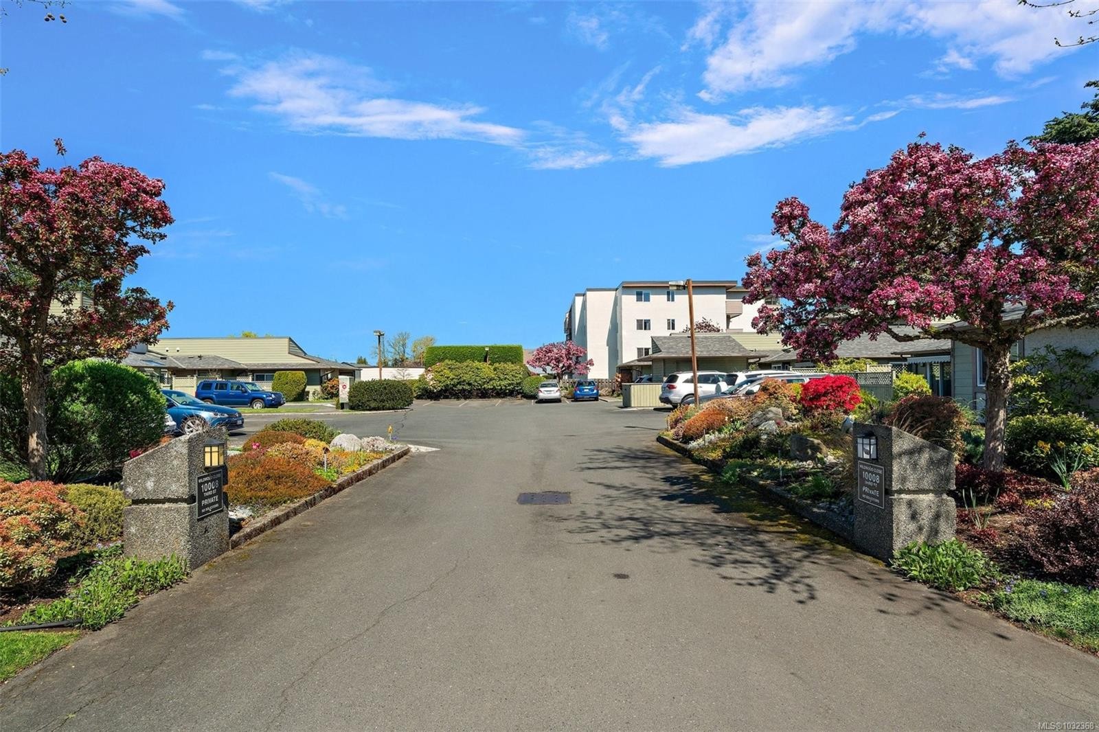 5-10008 Third St, Sidney, BC