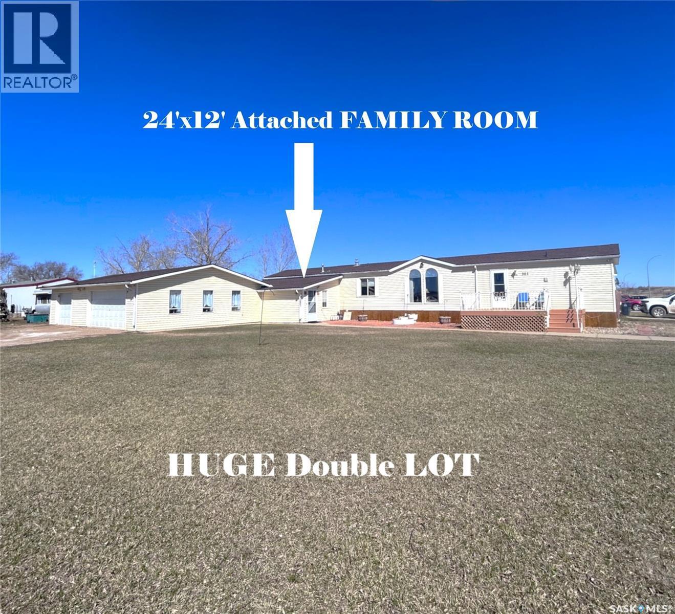 301 Willow Park Green, Estevan, SK