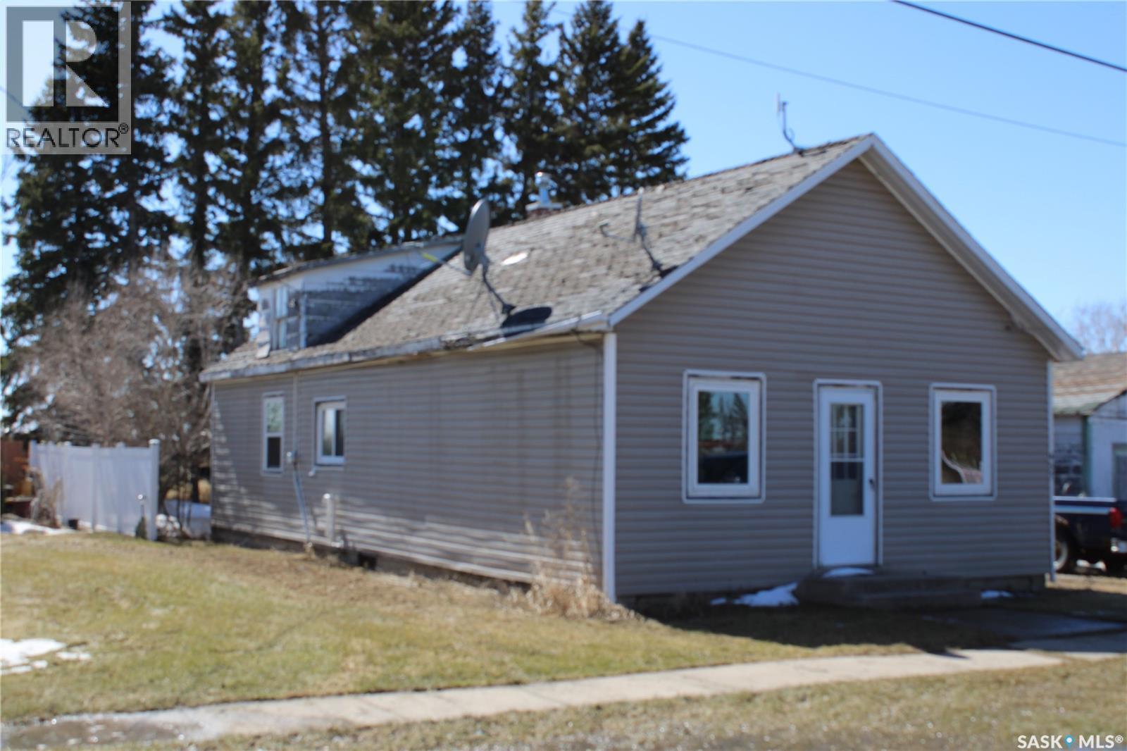 407 1St Avenue, Gerald, SK - Outdoor