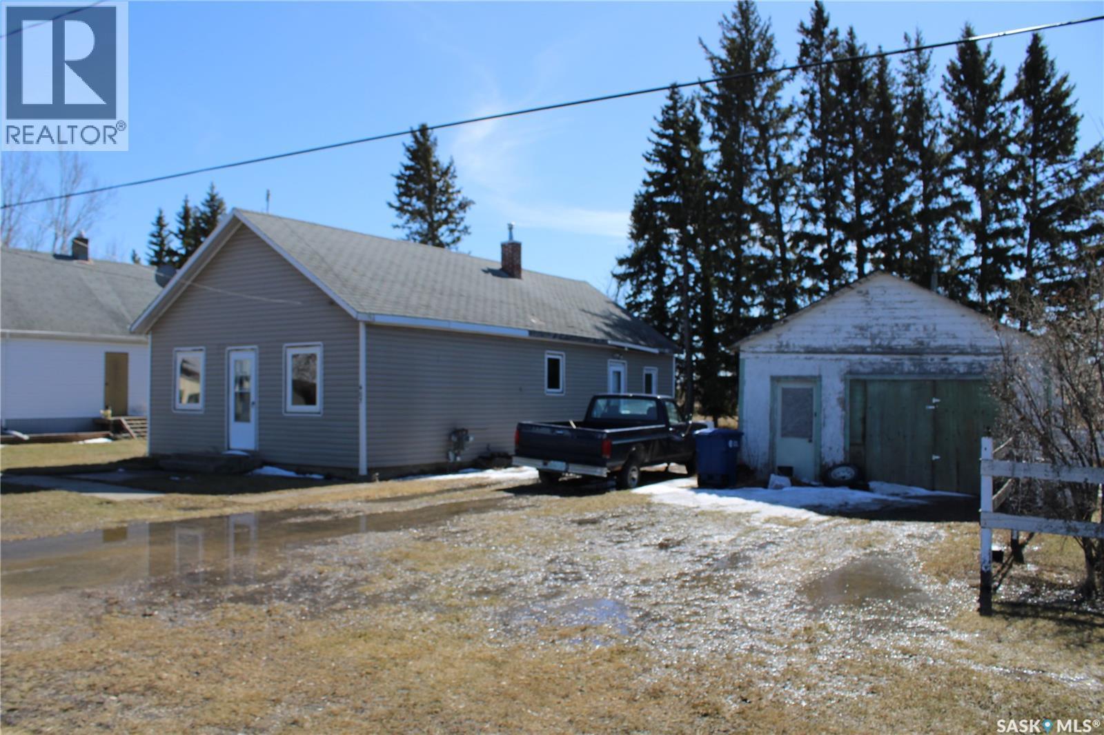 407 1St Avenue, Gerald, SK - Outdoor