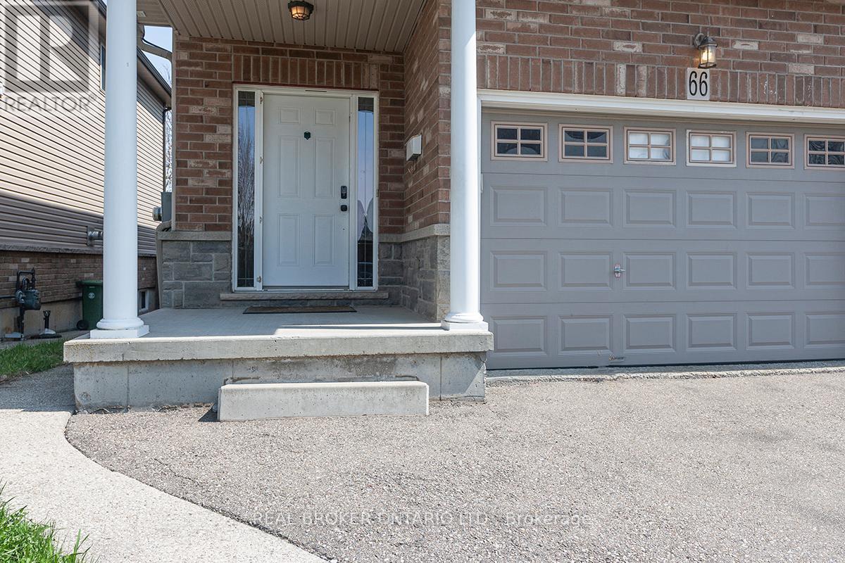 66 Springvalley Crescent, Hamilton, ON - Outdoor With Exterior