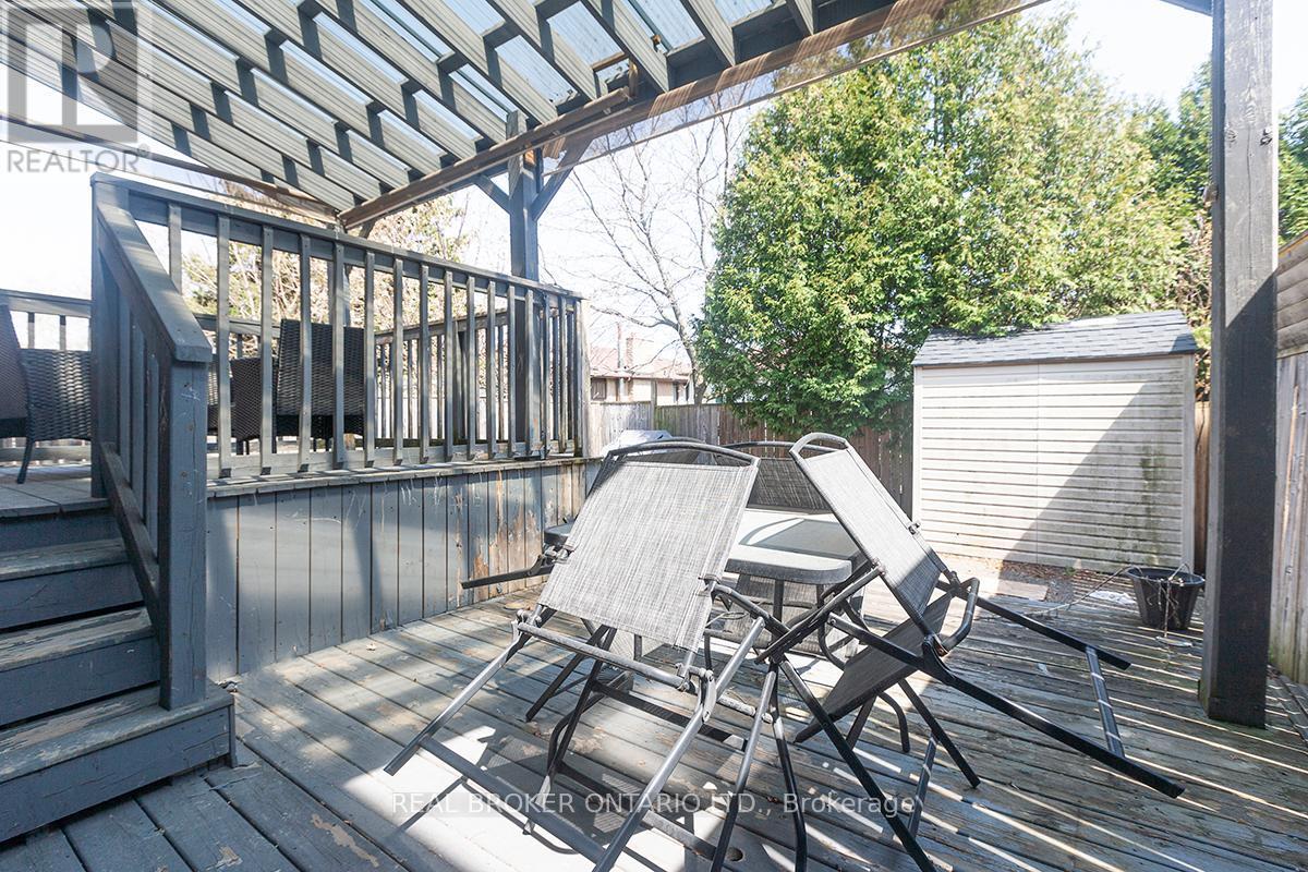 66 Springvalley Crescent, Hamilton, ON - Outdoor With Deck Patio Veranda With Exterior
