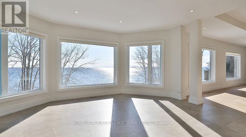 100 Appleby Place, Burlington, ON - Indoor Photo Showing Other Room