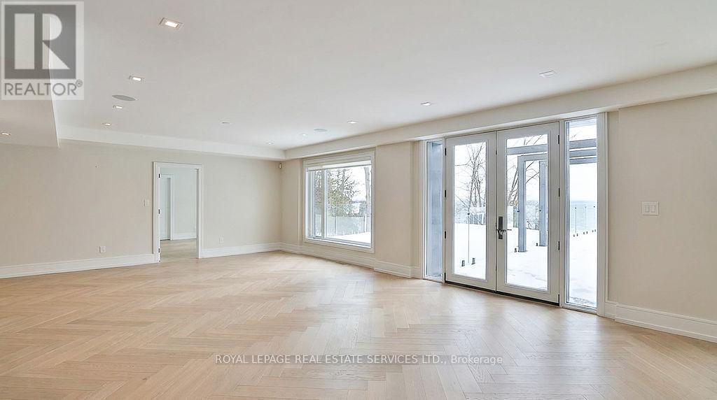 100 Appleby Place, Burlington, ON - Indoor Photo Showing Other Room