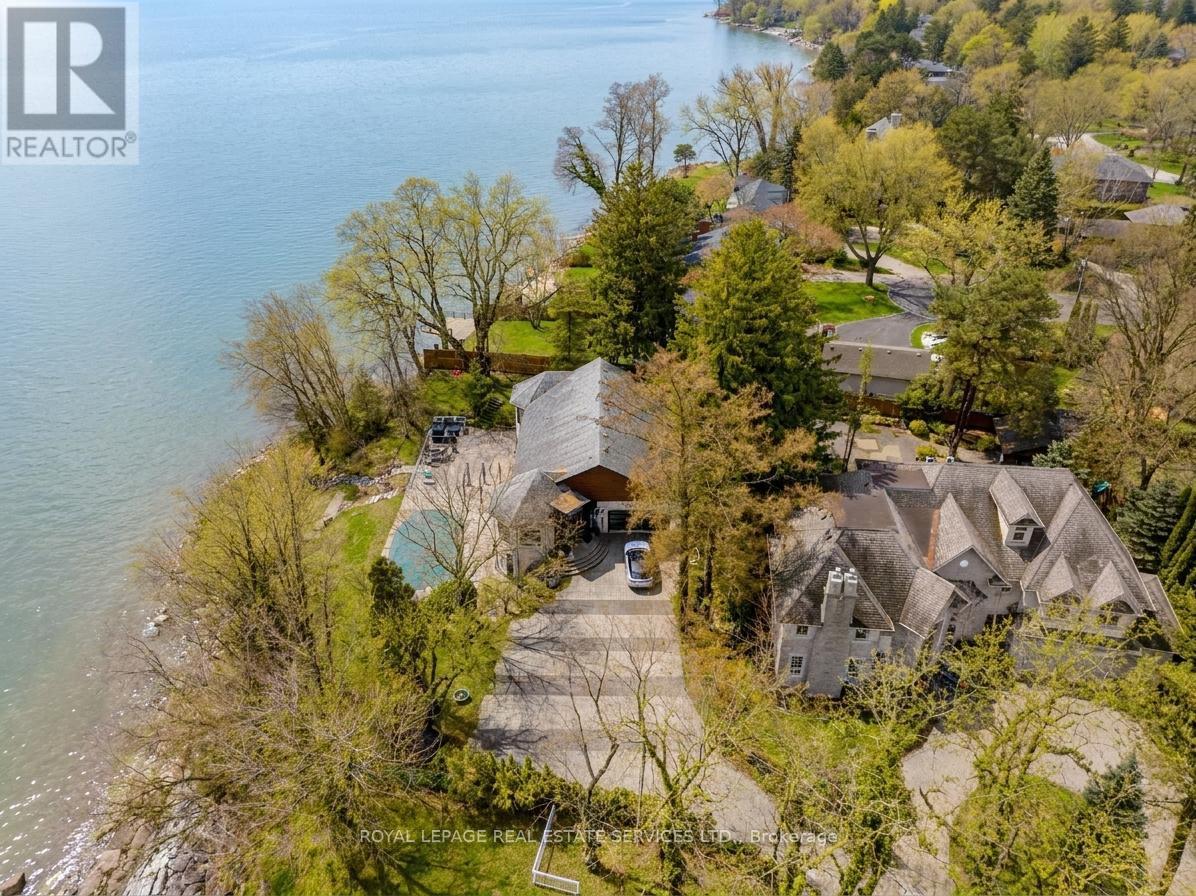 100 Appleby Place, Burlington, ON - Outdoor With Body Of Water With View
