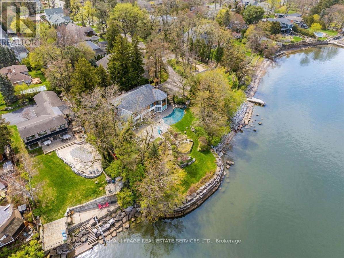 100 Appleby Place, Burlington, ON - Outdoor With Body Of Water With View
