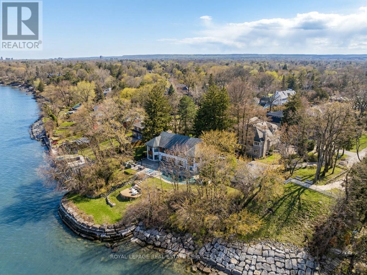 100 Appleby Place, Burlington, ON - Outdoor With Body Of Water With View
