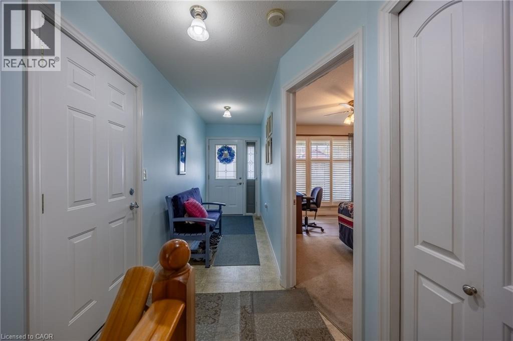 93 Elmhurst Avenue Unit# 8, Simcoe, ON - Indoor Photo Showing Other Room