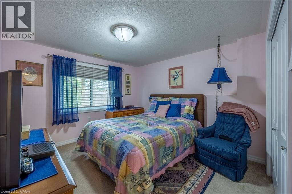 93 Elmhurst Avenue Unit# 8, Simcoe, ON - Indoor Photo Showing Bedroom