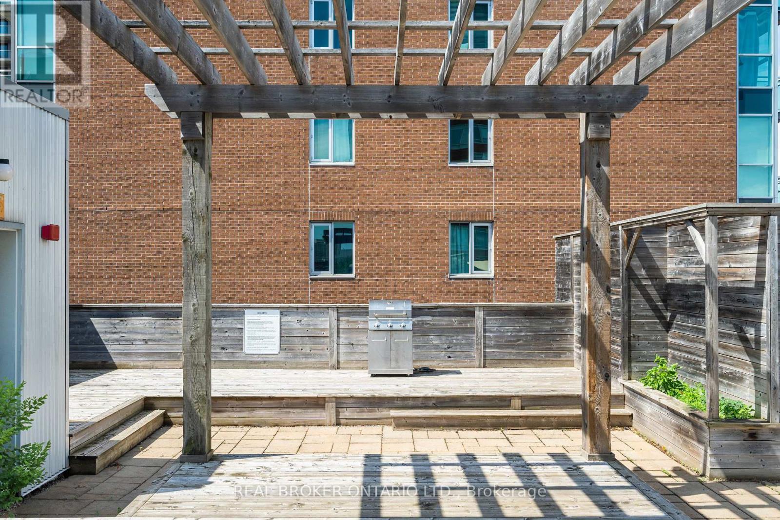 102 - 360 Cumberland Street, Ottawa, ON - Outdoor With Exterior