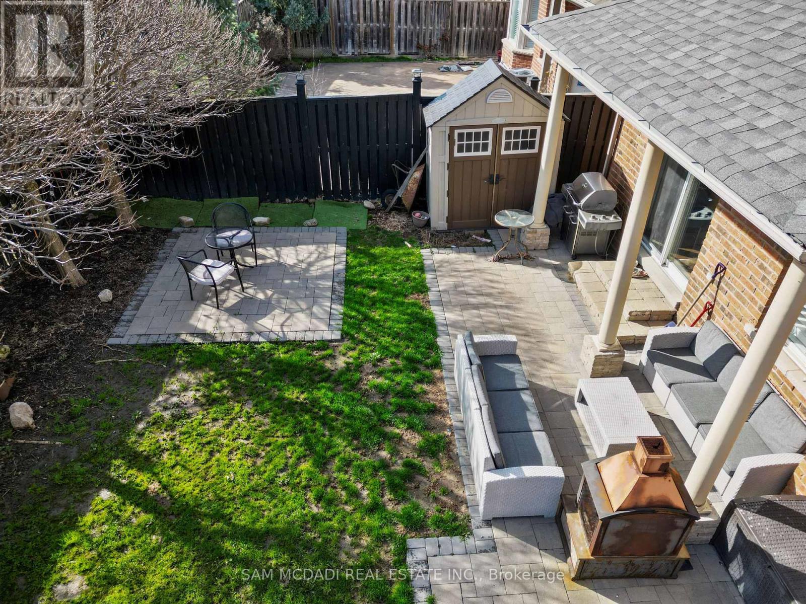 5142 Ancient Stone Avenue, Mississauga, ON - Outdoor