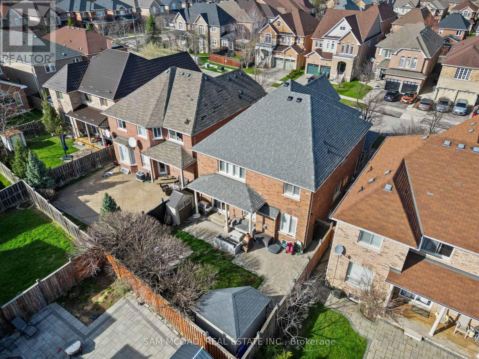 5142 Ancient Stone Avenue, Mississauga, ON - Outdoor