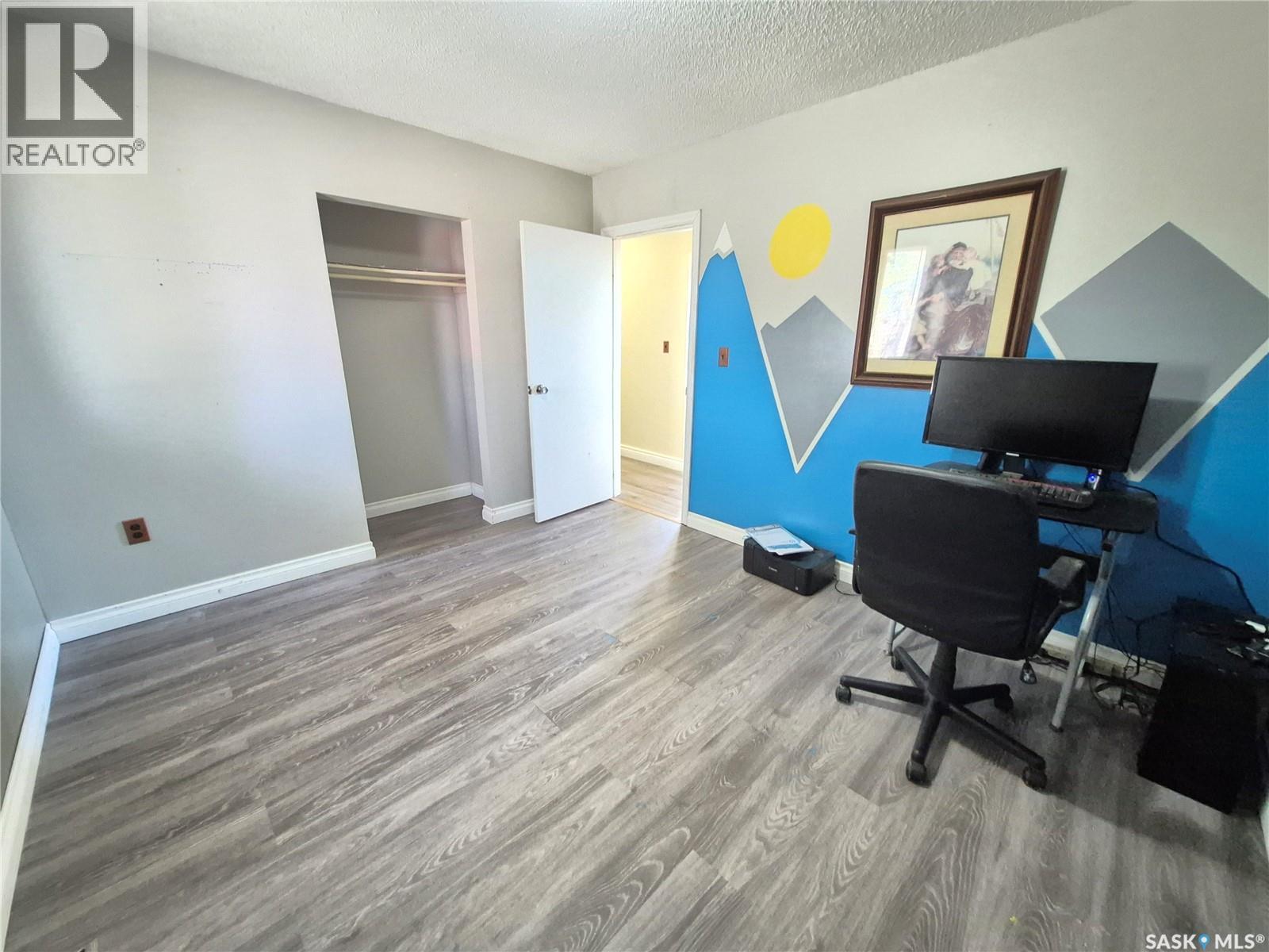 Key West Quarter, Ogema, SK - Indoor Photo Showing Office