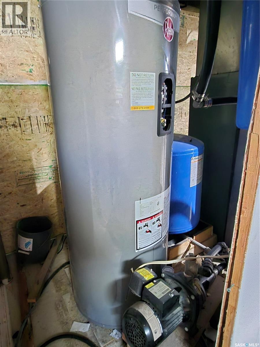 Key West Quarter, Ogema, SK - Indoor Photo Showing Basement