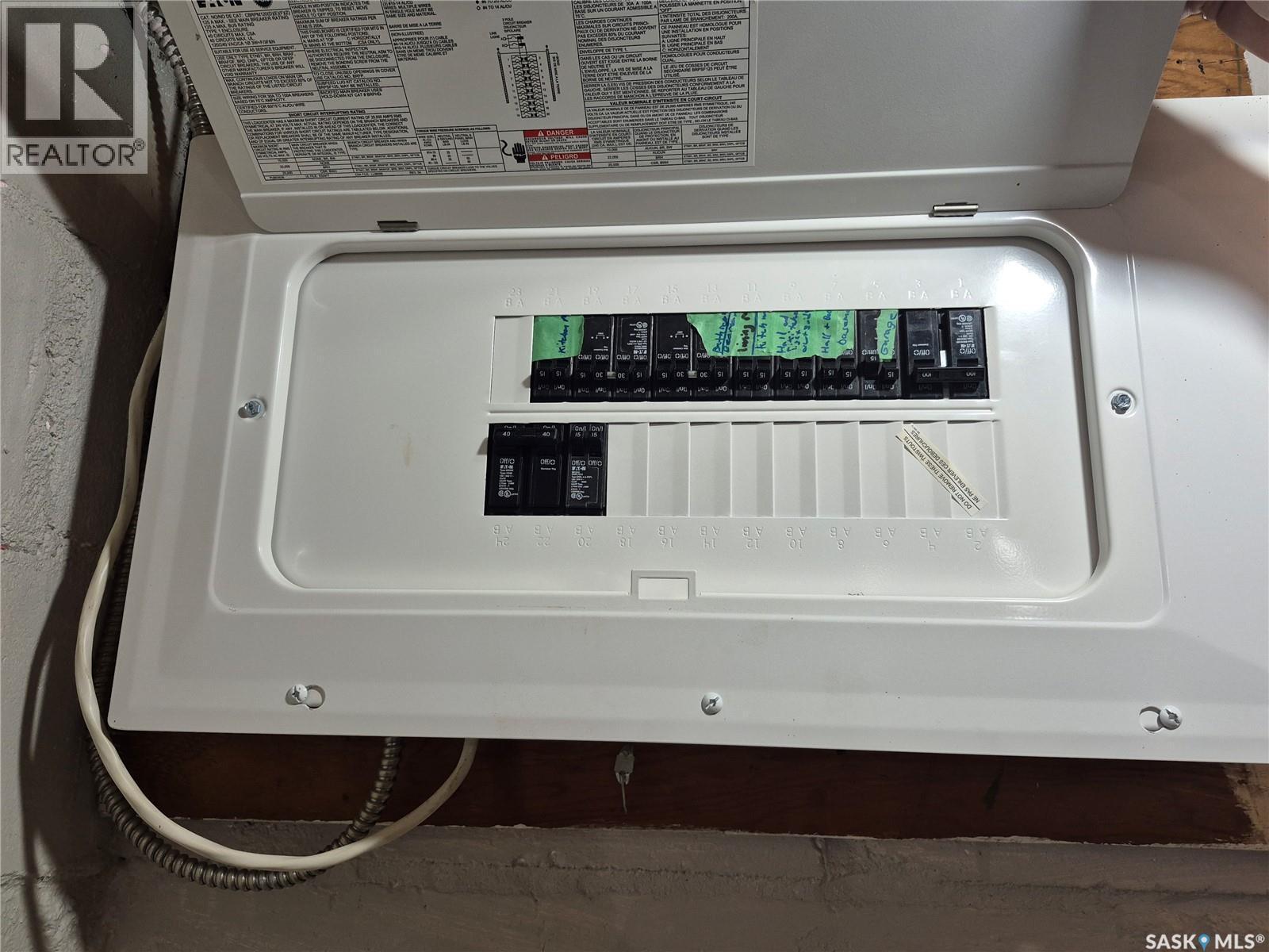 Key West Quarter, Ogema, SK - Indoor Photo Showing Laundry Room