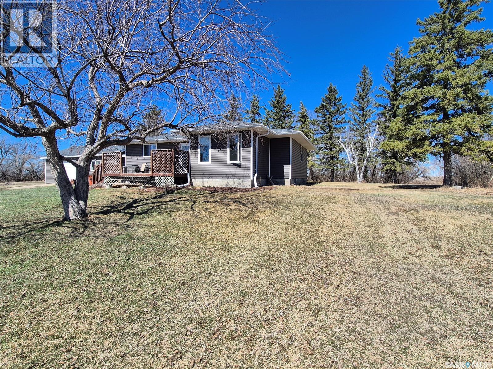 Key West Quarter, Ogema, SK - Outdoor