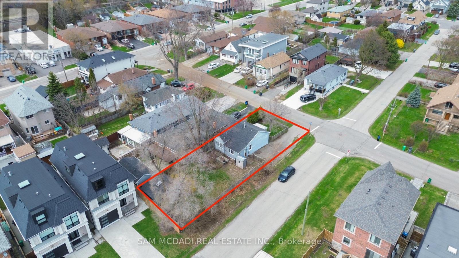 1062 West Avenue, Mississauga, ON -