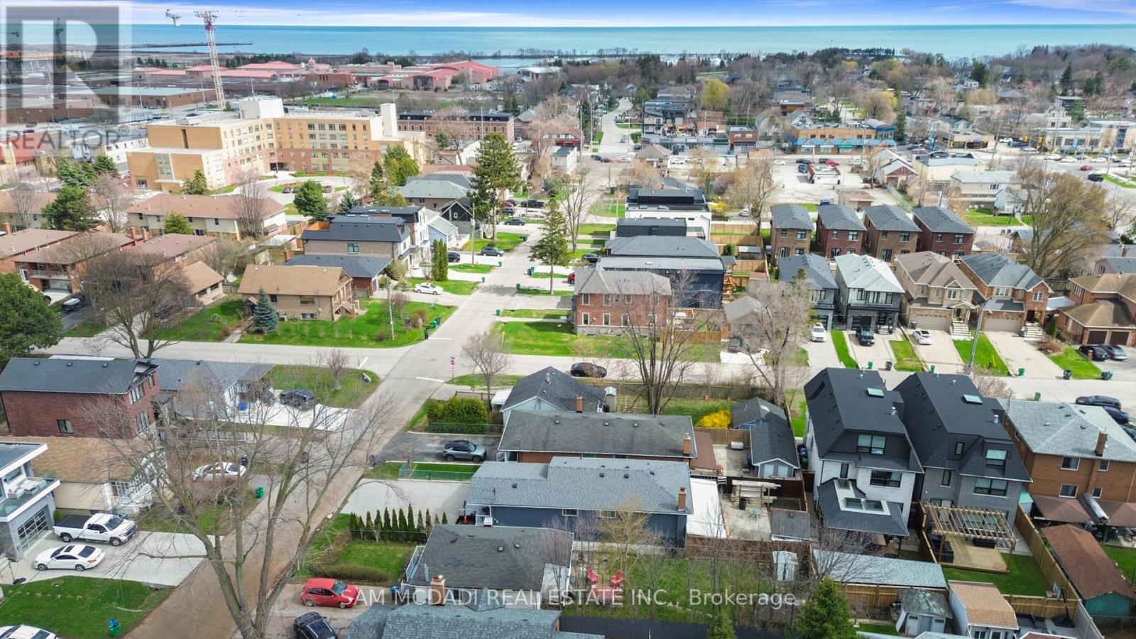 1062 West Avenue, Mississauga, ON - Outdoor With View