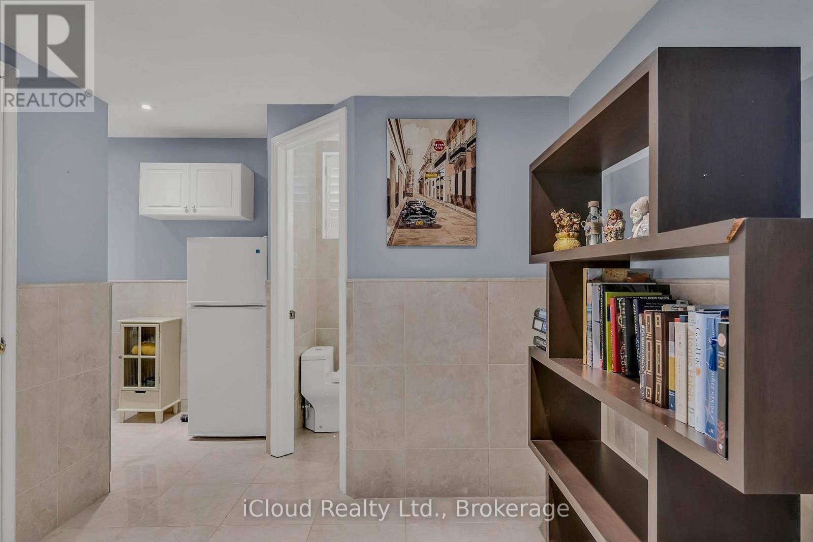 1370 Pickwick Drive, Mississauga, ON - Photo Showing Other Room