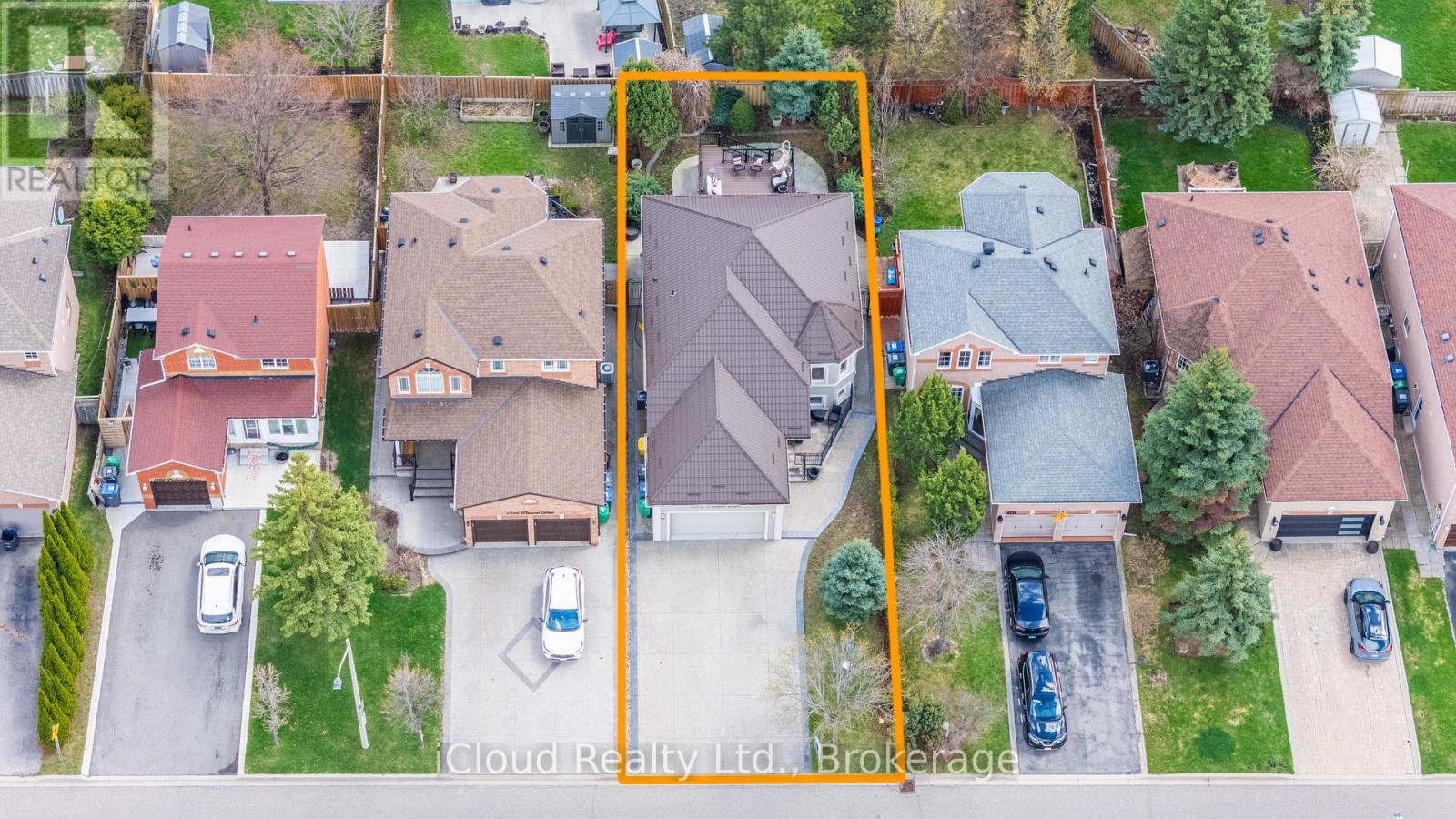 1370 Pickwick Drive, Mississauga, ON - Outdoor With View