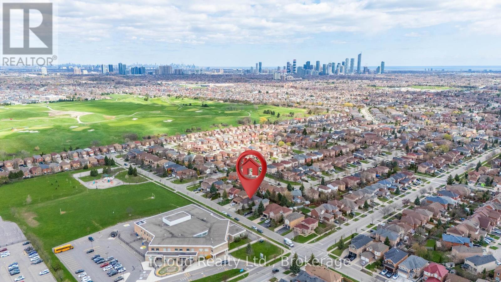 1370 Pickwick Drive, Mississauga, ON - Outdoor With View