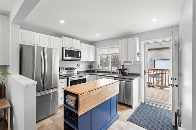 36 13Th Ave, Sandy Hook, MB