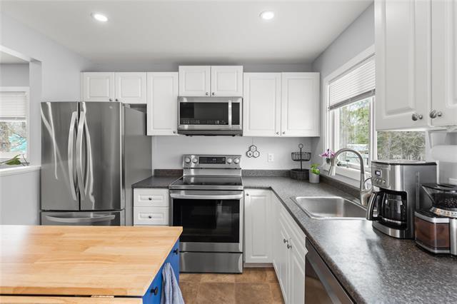 36 13Th Ave, Sandy Hook, MB